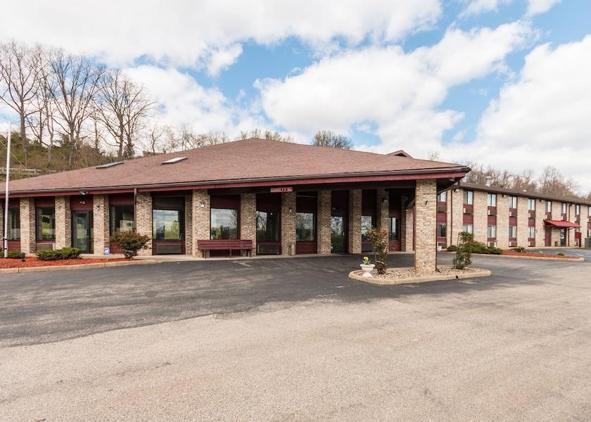 West Virginia Mineralwells Exterior Detail