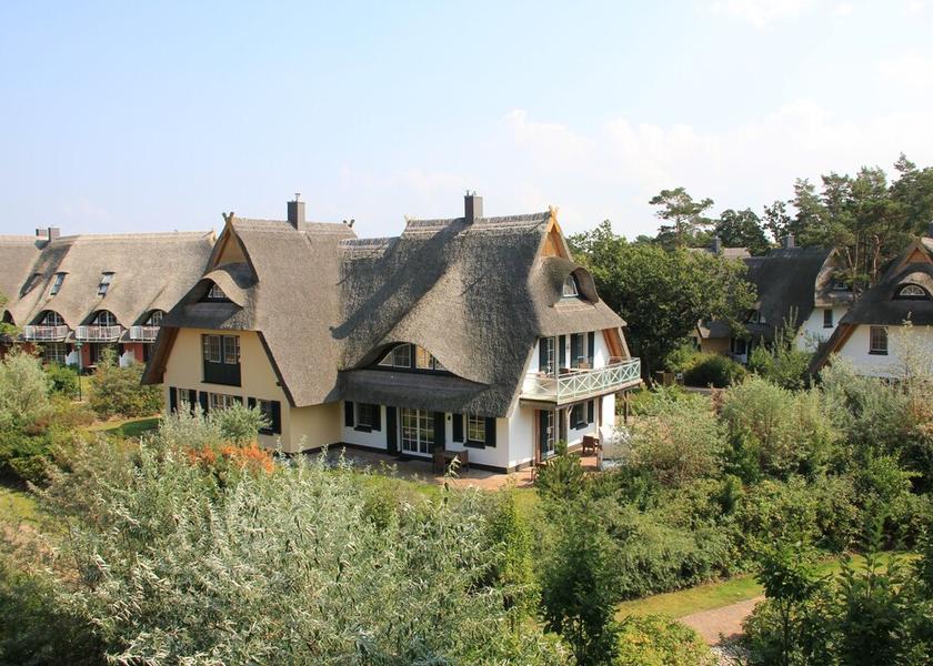 Mecklenburg-West Pomerania Ostseebad Dierhagen Front of property