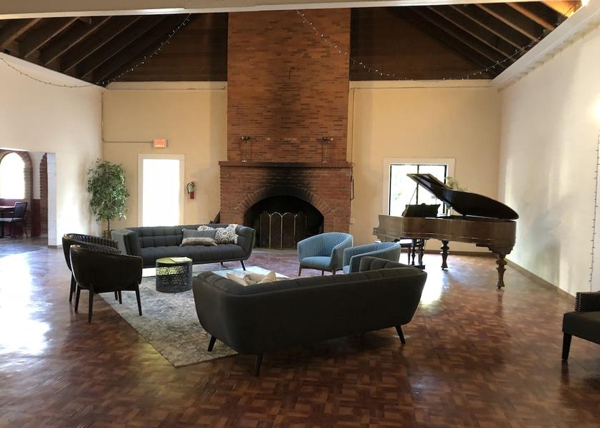 California Guerneville Interior Entrance