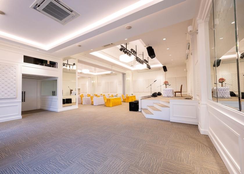 Mukdahan Province Mukdahan Meeting facility