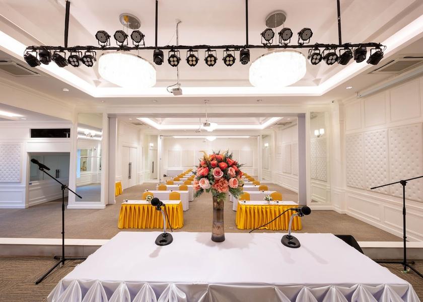 Mukdahan Mukdahan Meeting Room