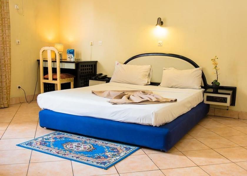  Douala Room