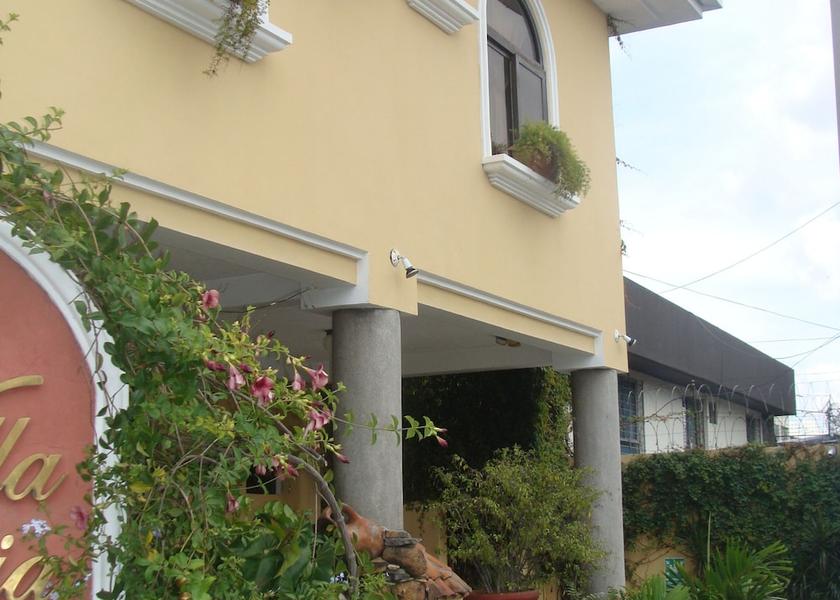 San Salvador Department San Salvador Front of property