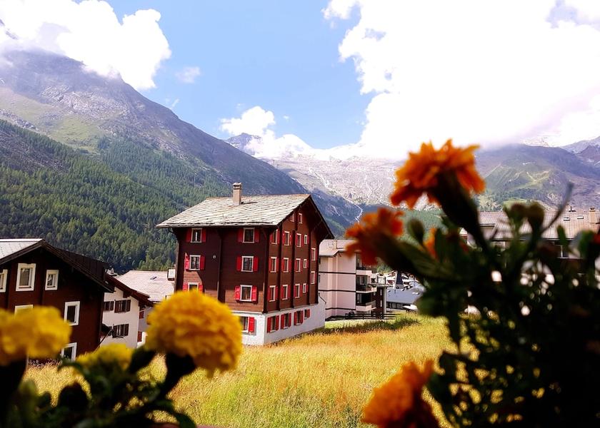 Valais Saas-Fee Mountain view