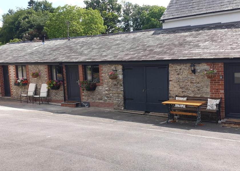 England Honiton Exterior Detail