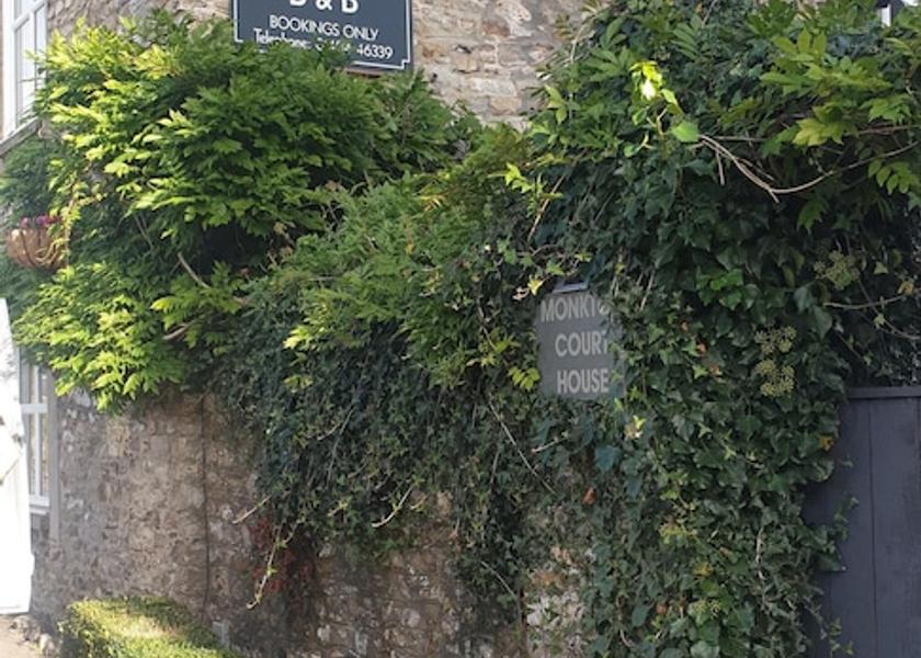 England Honiton Exterior Detail