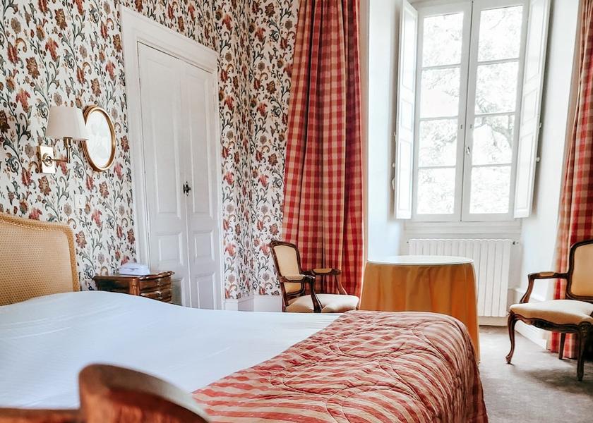 Nouvelle-Aquitaine Varetz Room