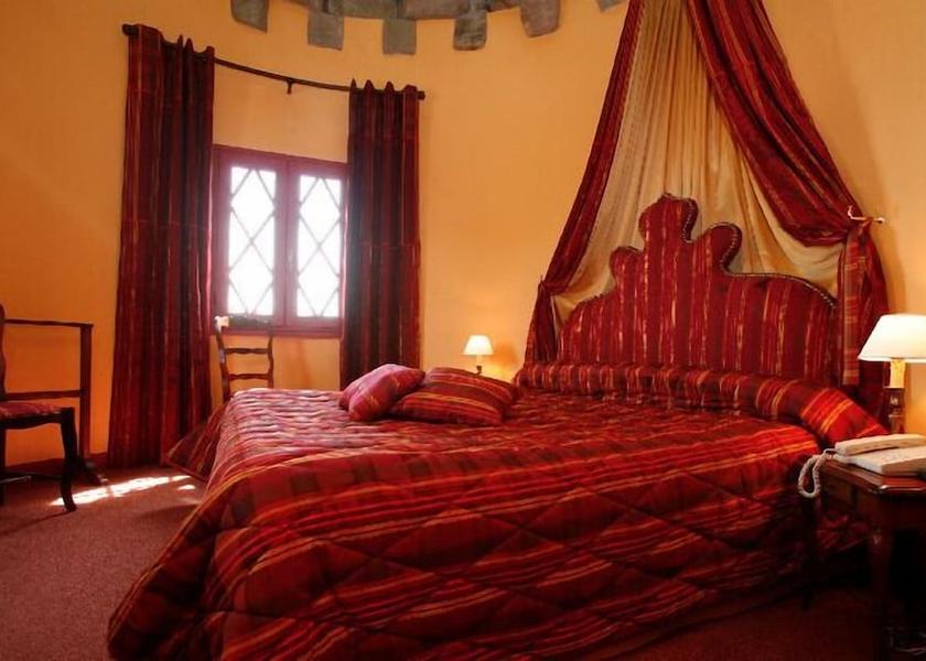 Nouvelle-Aquitaine Varetz Room