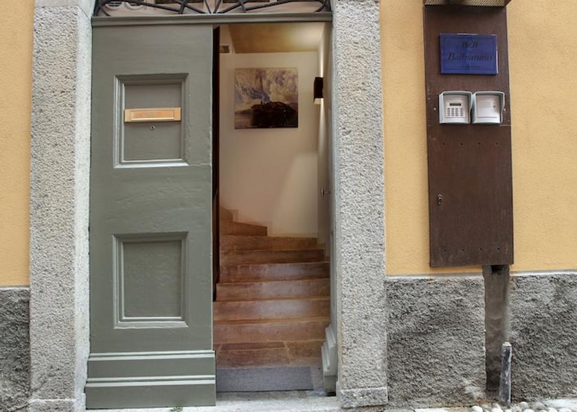 Lombardy Tremezzina Entrance