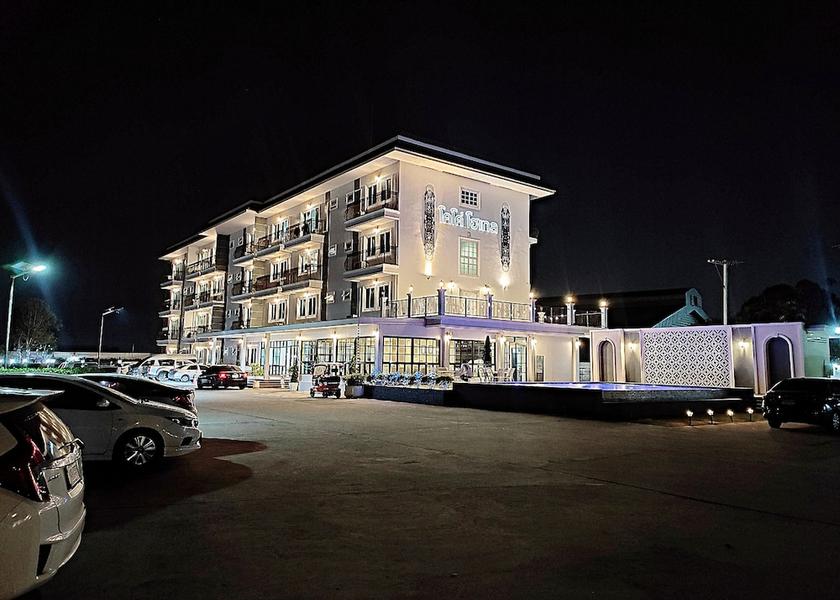 Nakhon Ratchasima Nakhon Ratchasima Facade