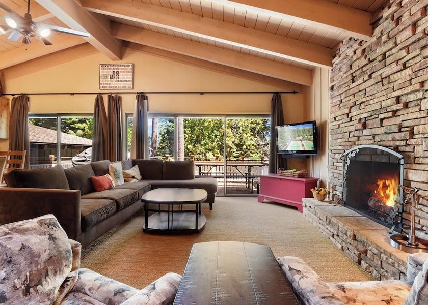 California Tahoma Living Area