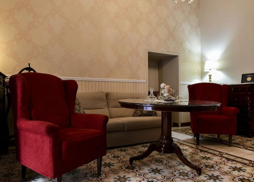  Zebbug Interior Entrance