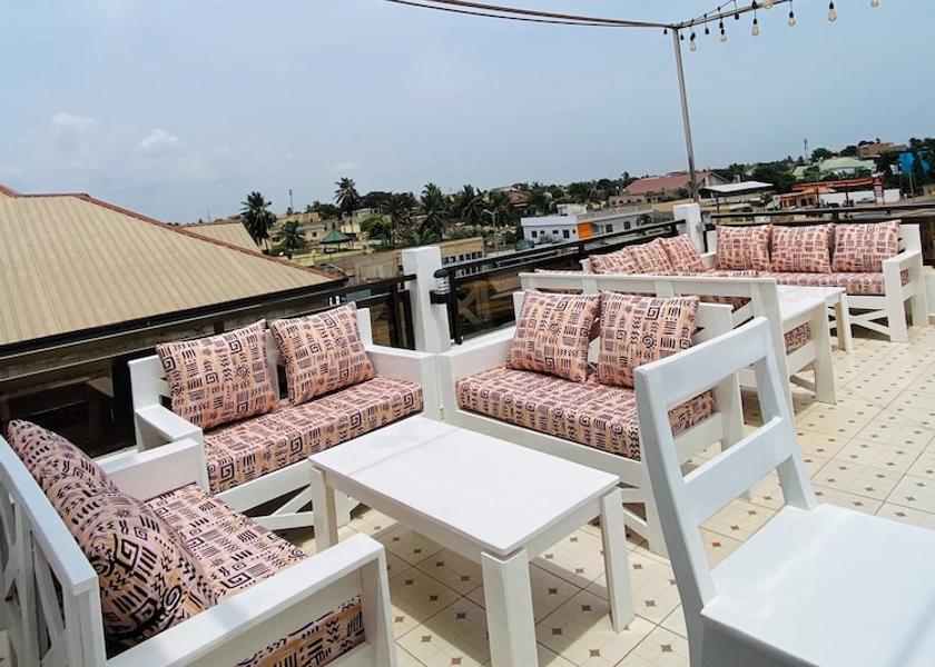  Lome Restaurant