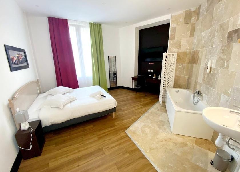 Nouvelle-Aquitaine Limoges Room