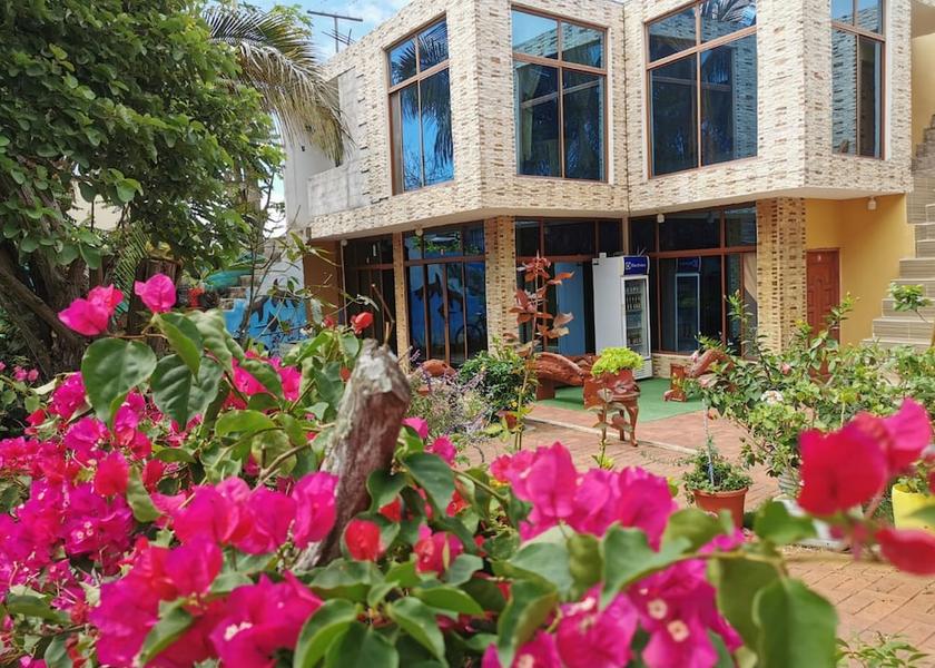 Galapagos Puerto Baquerizo Moreno Exterior Detail