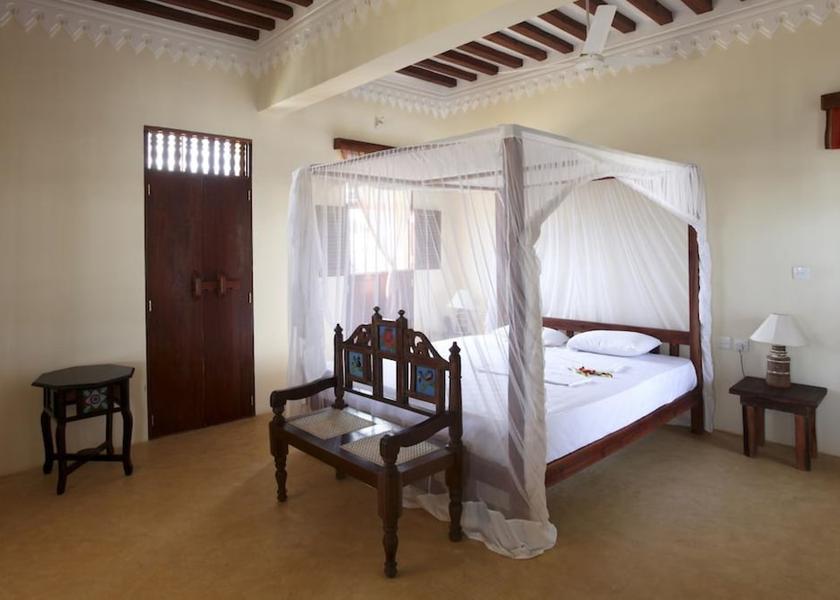  Lamu Room