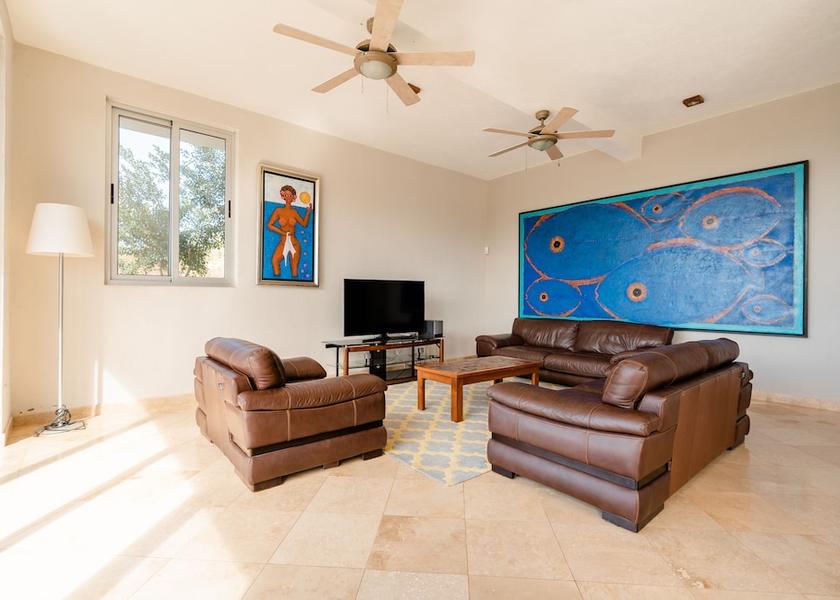 Rivas (department) San Juan del Sur Interior Entrance