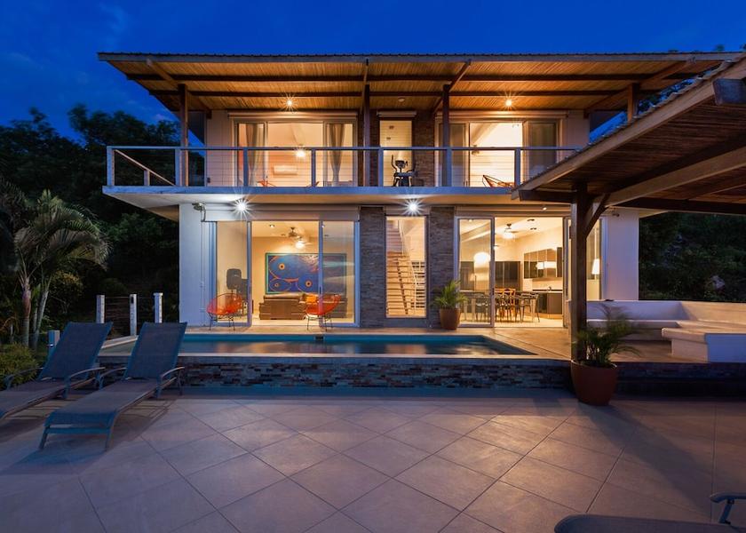 Rivas (department) San Juan del Sur Exterior Detail