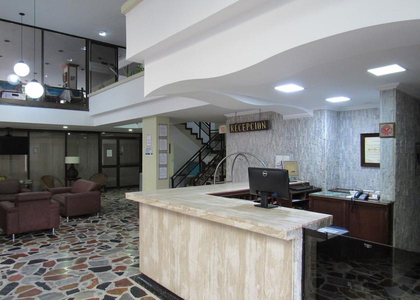 Meta Villavicencio Reception