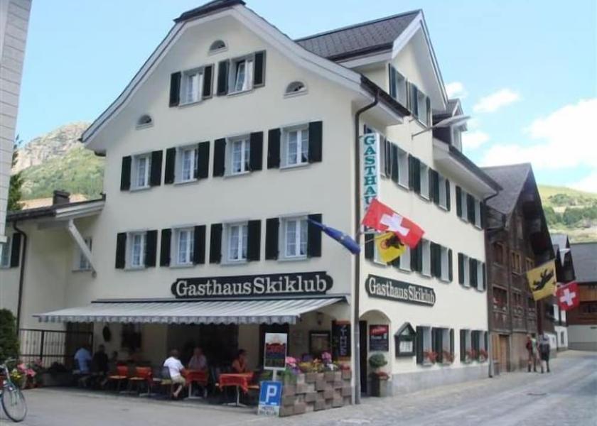 Uri Andermatt Facade