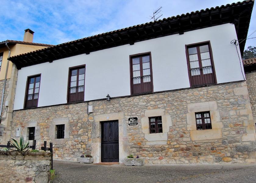 Asturias Llanes Facade