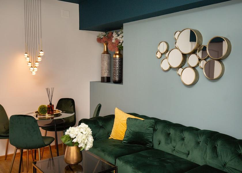  Bucharest Living Area
