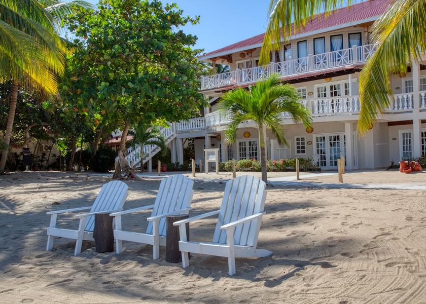 Stann Creek District Hopkins Exterior Detail