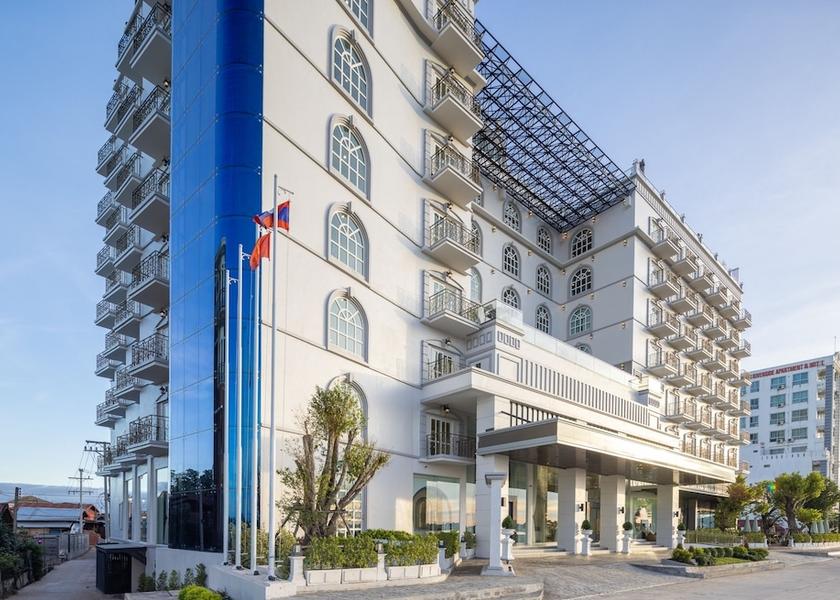 Vientiane Vientiane Front of property