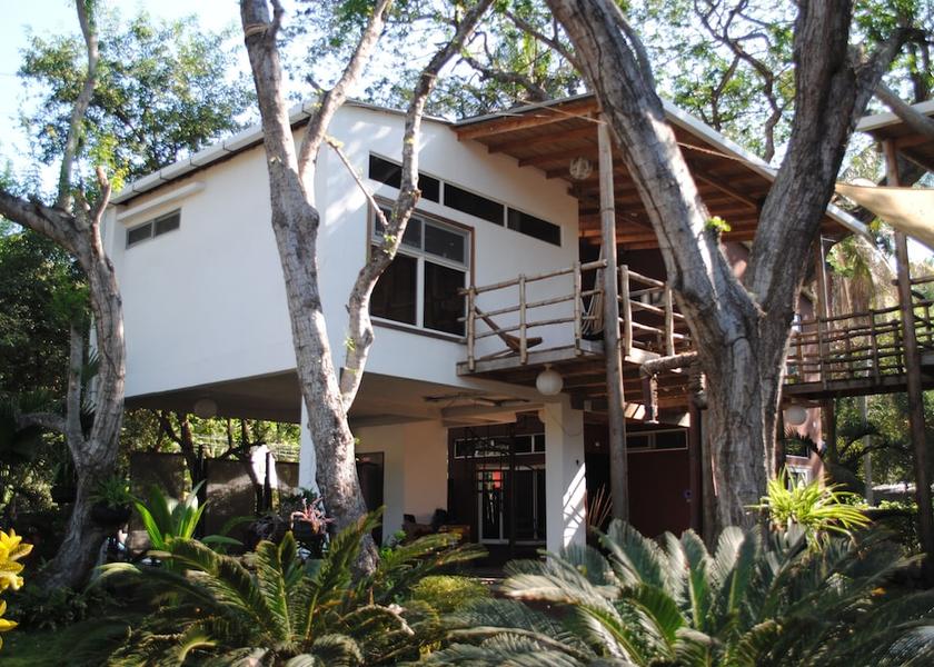 San Salvador (department) Tamanique Interior Entrance