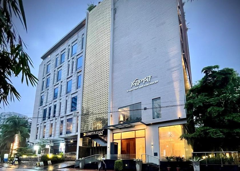  Dhaka Exterior Detail