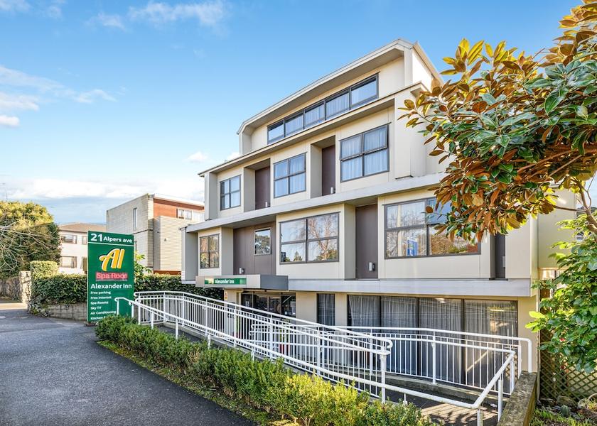Auckland Region Auckland Front of property