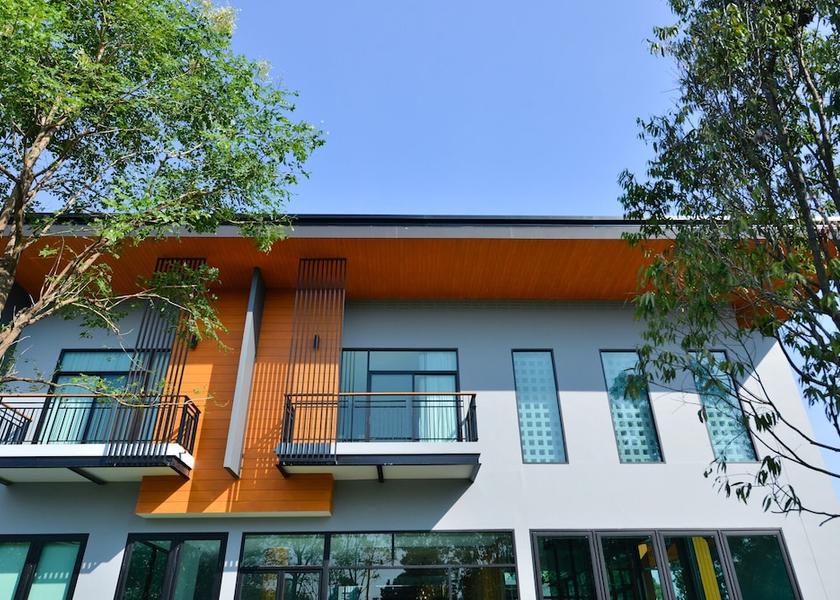Chachoengsao Province Bang Nam Prieo Exterior