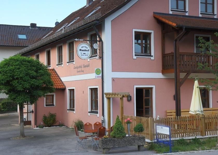 Bavaria Kinding Exterior Detail