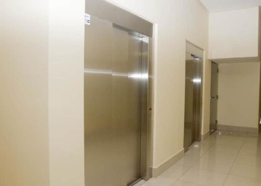 Goiás Mineiros Hallway