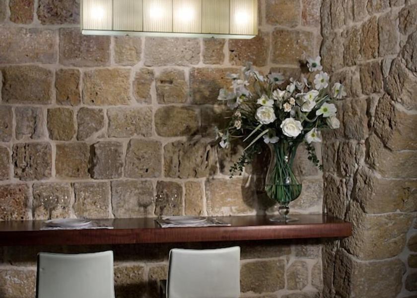  Acre Interior Entrance