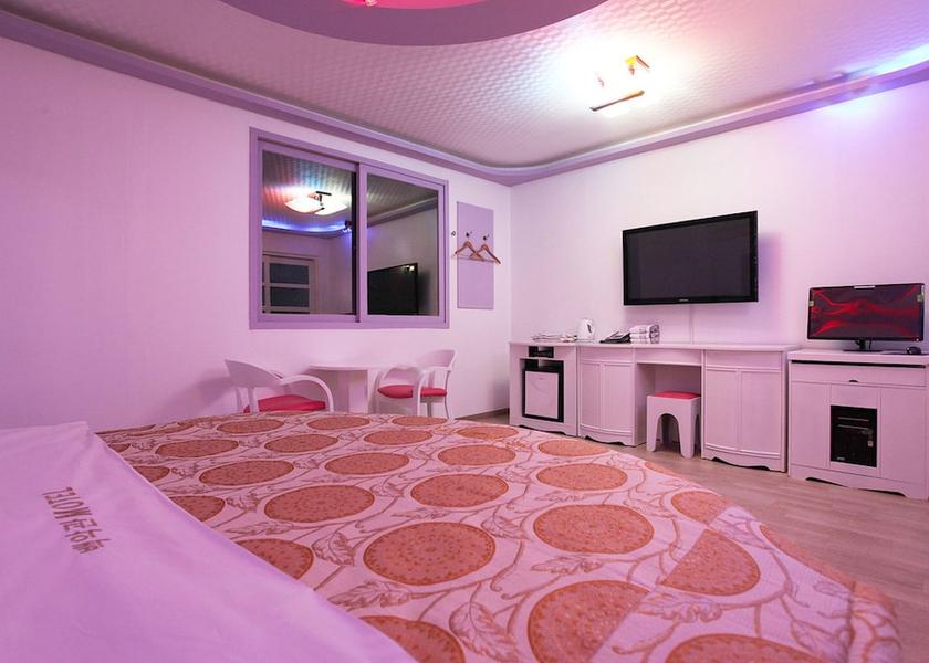 South Chungcheong Seosan Room