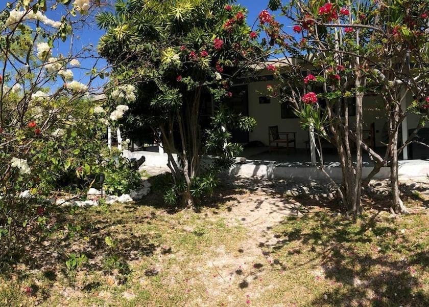  Rangiroa Property Grounds