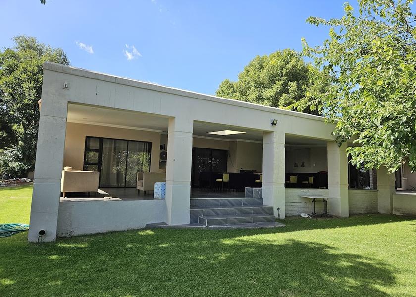 Gauteng Johannesburg Front of property
