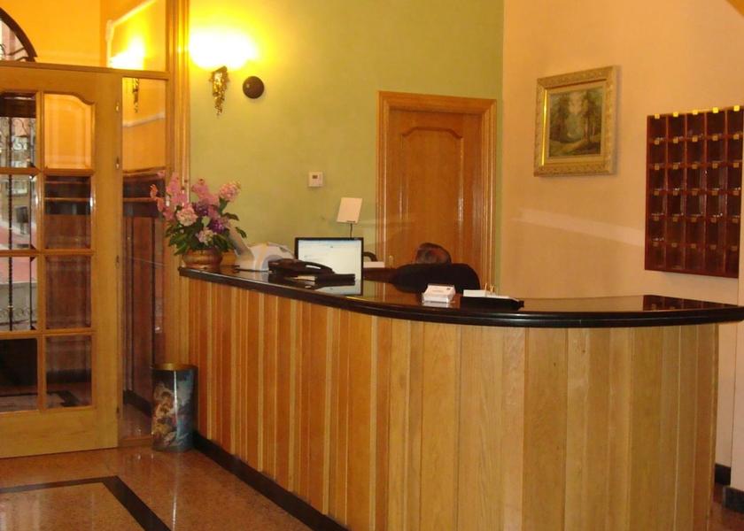 Castile and León Benavente Lobby