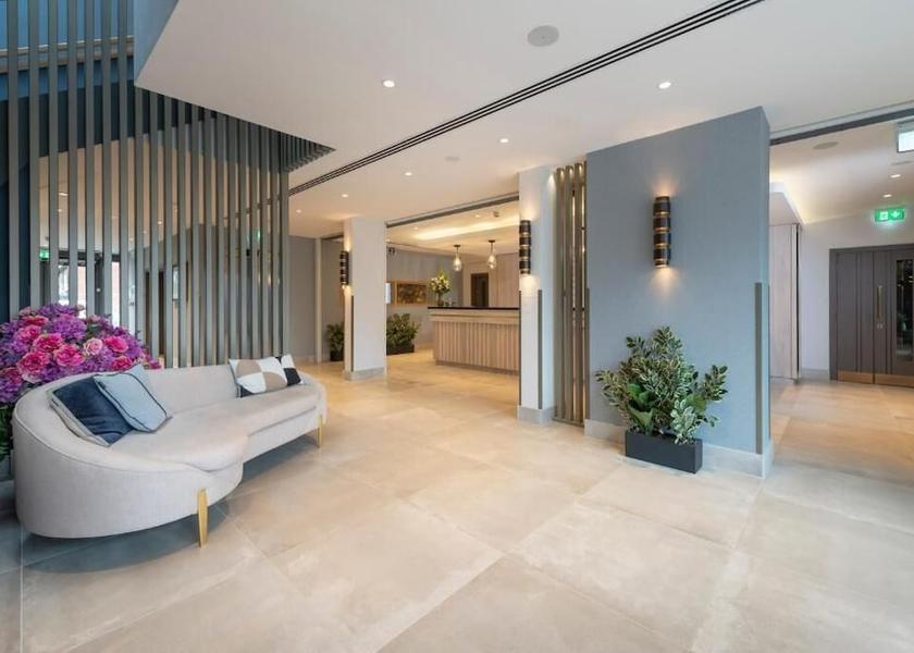 England Bicester Primary image