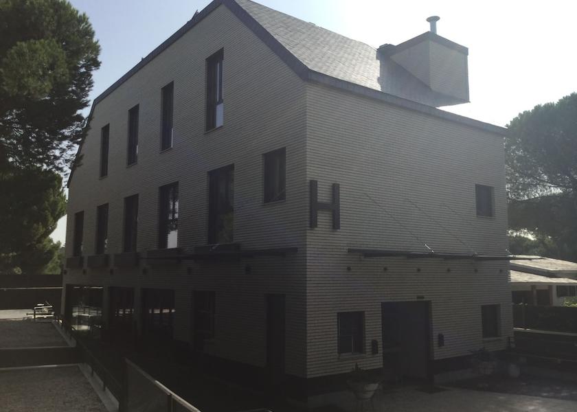 Community of Madrid Pozuelo de Alarcon Front of property