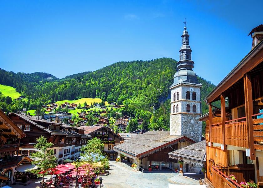 Auvergne-Rhone-Alpes La Clusaz Hiking