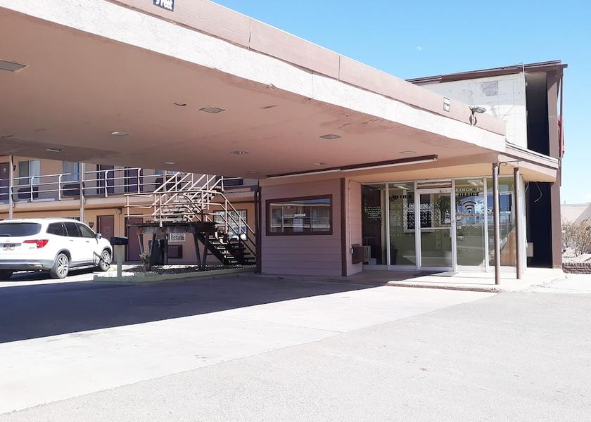 New Mexico Clovis Interior entrance