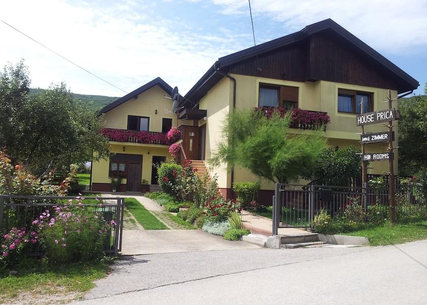 Lika-Senj Plitvicka Jezera Facade