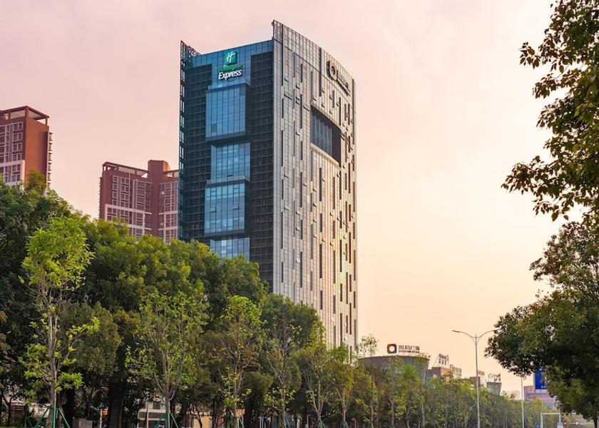 Guangdong Yangjiang Exterior Detail