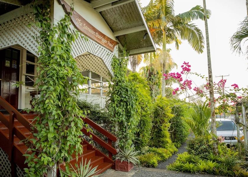  Apia Exterior Detail
