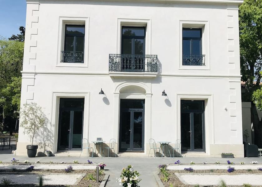 Occitanie Frontignan Entrance