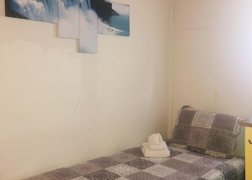 Arizona Williams Room