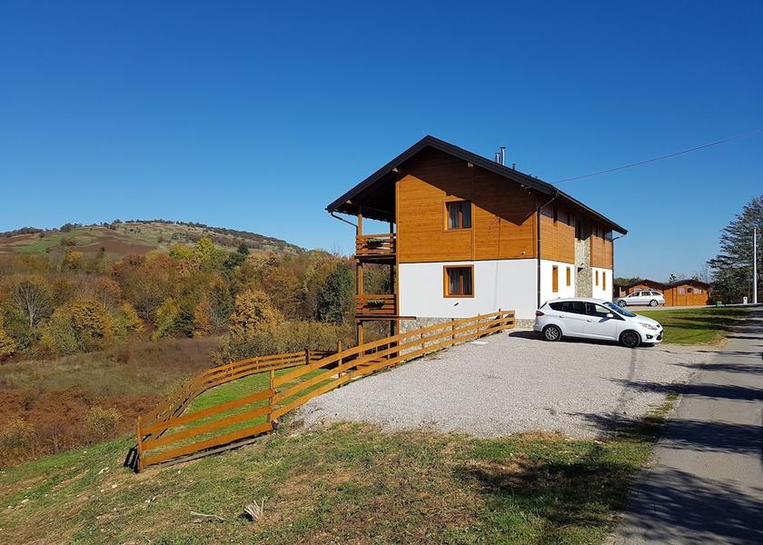 Karlovac Rakovica Facade