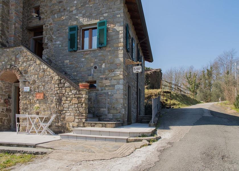 Liguria Beverino Exterior Detail